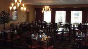 Holiday Inn, Somerset, PA dining room